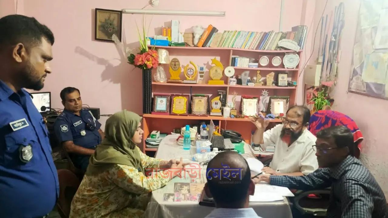 রাজবাড়ীর কালুখালীতে সালেহা সামাদ হেলথ সার্ভিস ডায়াগনস্টিক সেন্টারে অভিযান, জরিমানা